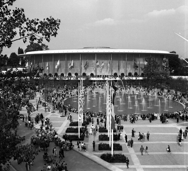 American pavilion at the 1958 Brussels World's Fair.