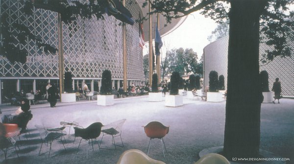 The Circarama Theater at the 1958 Brussels World's Fair.
