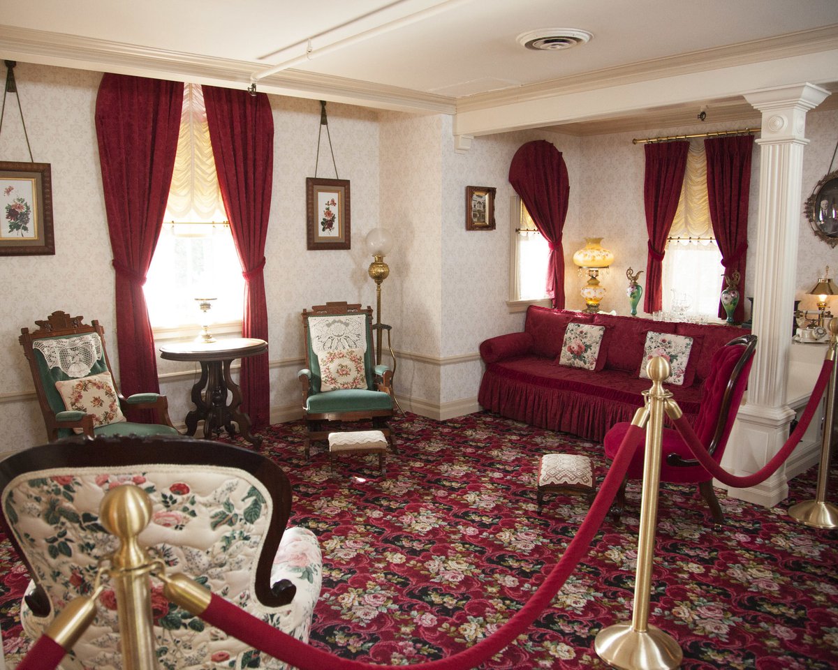 Walt’s Apartment Disneyland Hotel Designing Disney